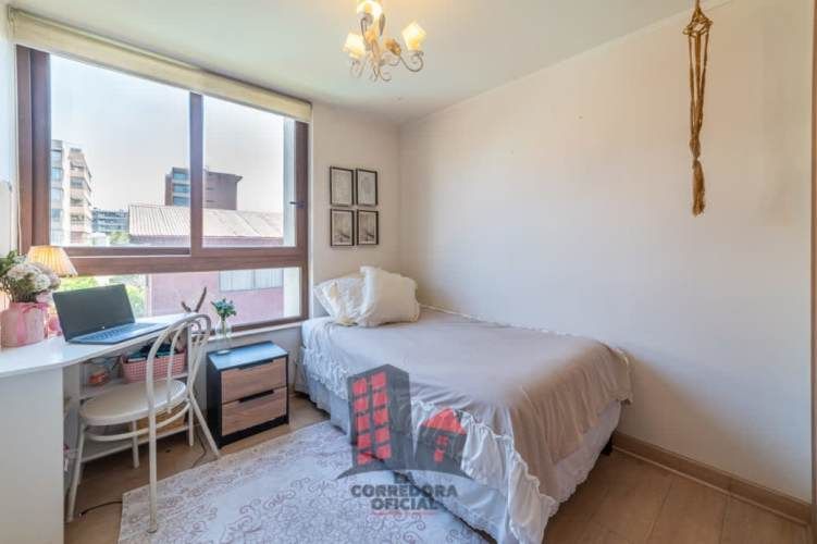 Amplio Depto. en Ñuñoa, 3 baños y gran ubicación