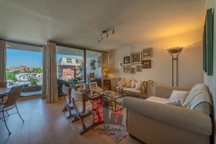 Amplio Depto. en Ñuñoa, 3 baños y gran ubicación