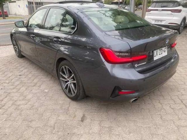 BMW 330 2020