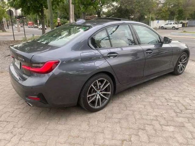 BMW 330 2020