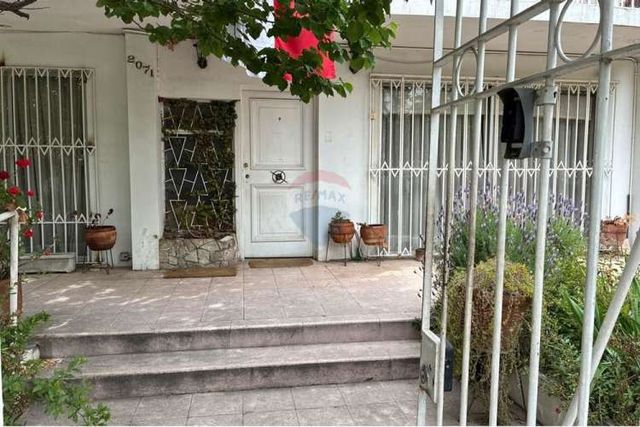 Amplia casa arriendo en el mejor barrio de ñuñoa