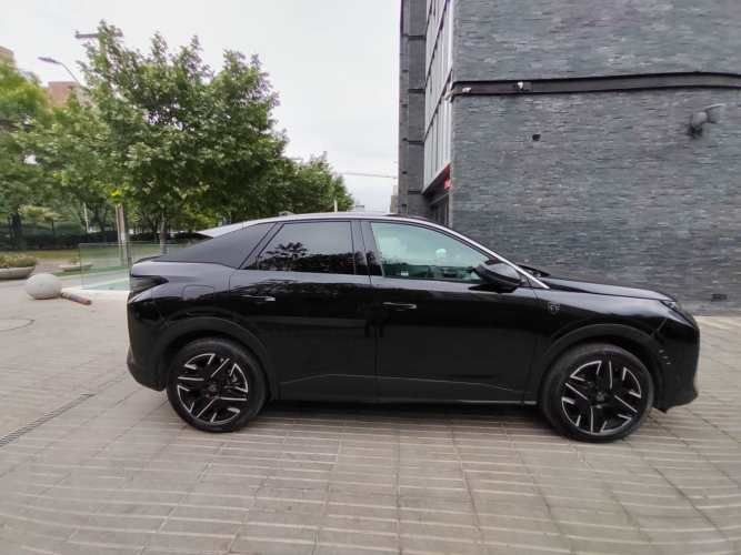 PEUGEOT 3008 1.2 MHEV 136 GT EDCT6 2025