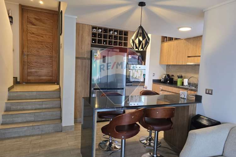 Oportunidad  townhouse 3 hab 4 baños