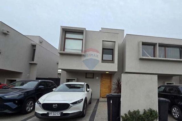 Oportunidad  townhouse 3 hab 4 baños