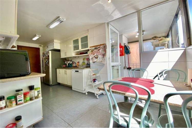 Bajo de precio! -169m2 utiles -vitacura