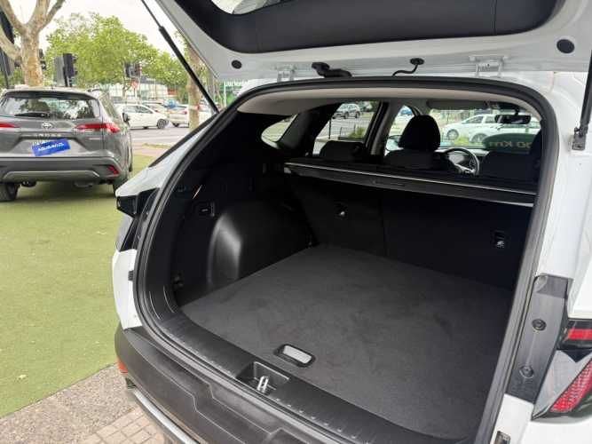 HYUNDAI TUCSON NX4 1.6T AT VALUE FL 2025