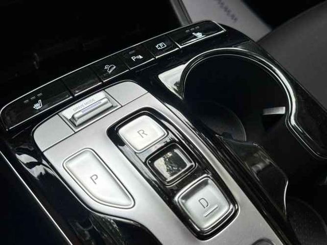 HYUNDAI TUCSON NX4 1.6T AT VALUE FL 2025