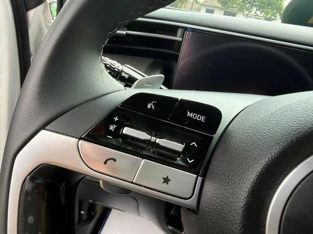 HYUNDAI TUCSON NX4 1.6T AT VALUE FL 2025