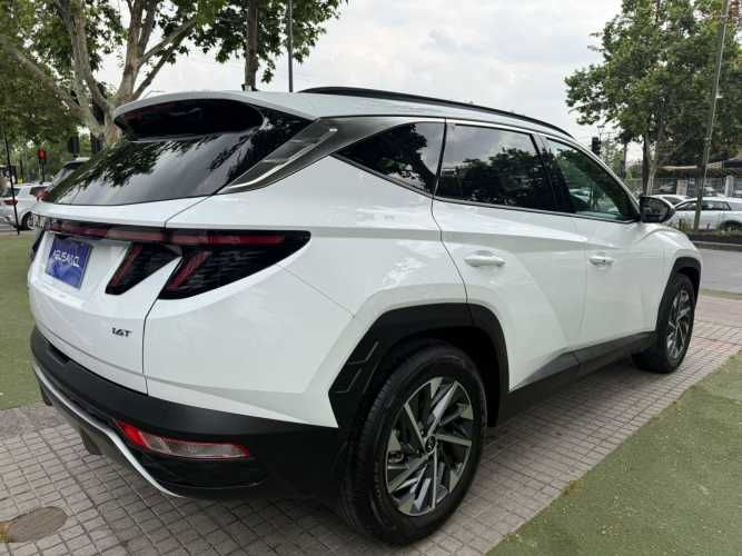HYUNDAI TUCSON NX4 1.6T AT VALUE FL 2025