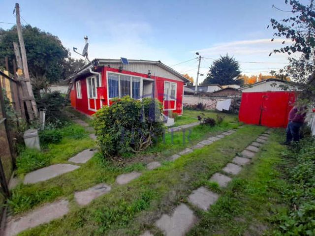 Acogedora Casa de Playa Amplio Terreno Ventanas Puchuncaví