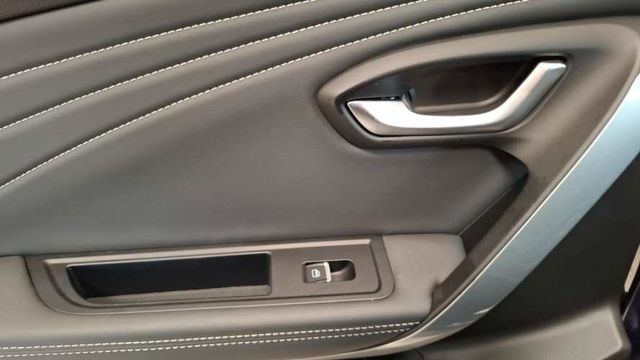 JETOUR X70 LUX 1.5 T AUT 2026