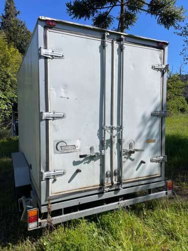 CARRO ARRASTRE CON CUPULA FRIGORIFICA