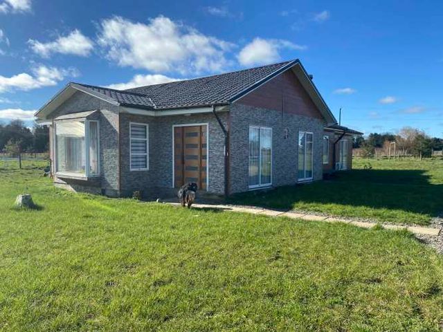 Parcela 5.000 MT2 + 2 casas