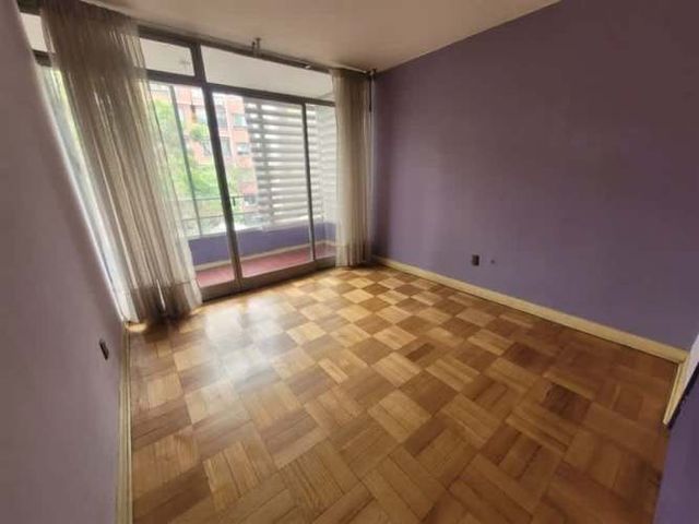 DEPARTAMENTO En Venta Departamento en Tecer Piso a pasos de Estación Metro Manuel Montt