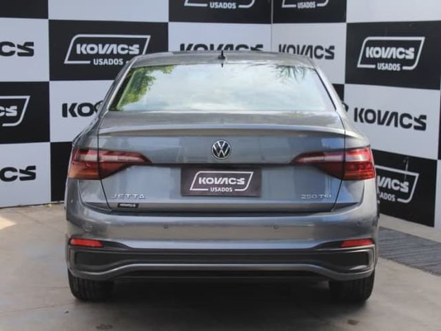 Volkswagen Jetta 1.4 Comfortline At 2024