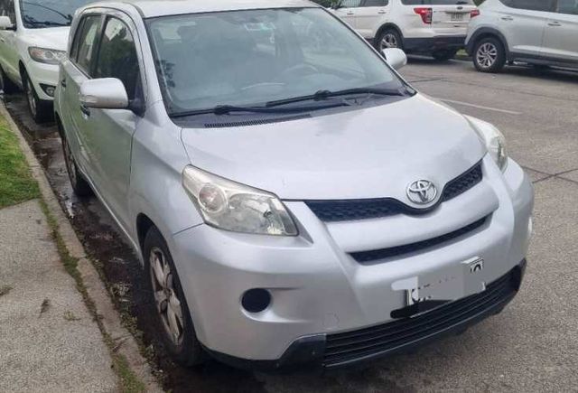 Toyota Urban Cruiser 2011