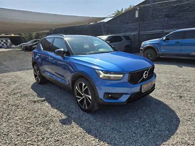 Volvo xc40 año 2021 full aut en prenda