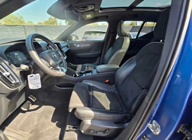 Volvo xc40 año 2021 full aut en prenda