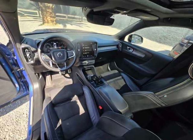 Volvo xc40 año 2021 full aut en prenda