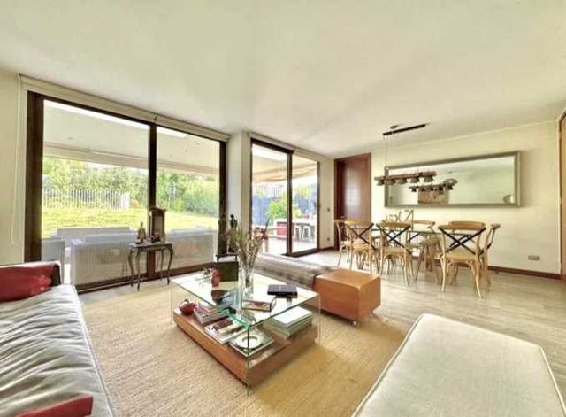 Estupenda Casa, muy bien mantenida, oportunidad!,