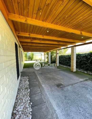 SE VENDE LINDA CASADE UN PISO CON PROYECCION COMERCIAL- Sector Ñielol