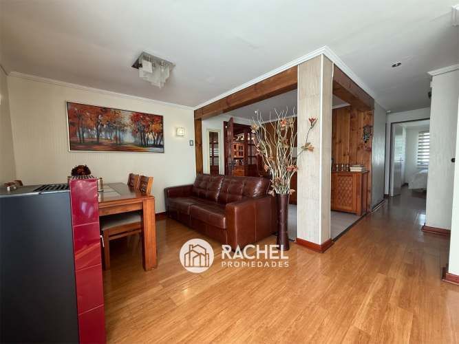 SE VENDE LINDA CASADE UN PISO CON PROYECCION COMERCIAL- Sector Ñielol