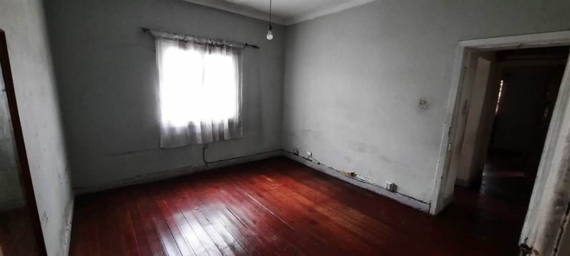 CASA Gran casa sólida, amplio terreno, para remodelar, gran potencial