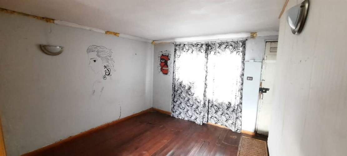 CASA Gran casa sólida, amplio terreno, para remodelar, gran potencial