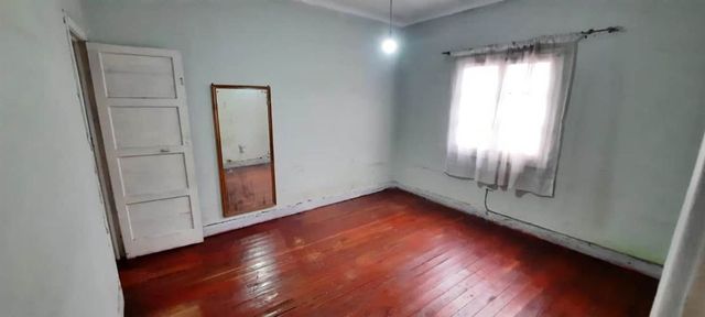 CASA Gran casa sólida, amplio terreno, para remodelar, gran potencial