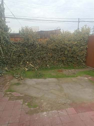 CASA Gran casa sólida, amplio terreno, para remodelar, gran potencial