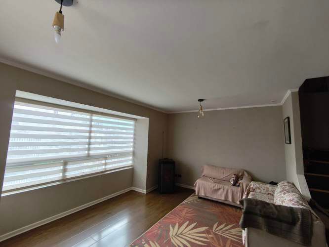 EXCELENTE CASA EN VENTA DOS PISOS