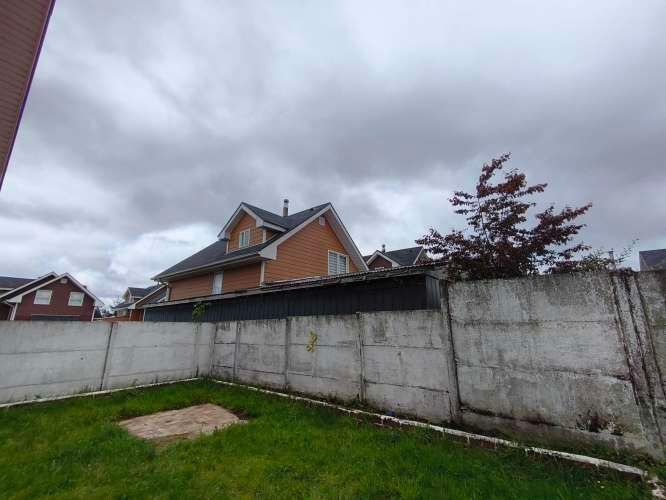 EXCELENTE CASA EN VENTA DOS PISOS