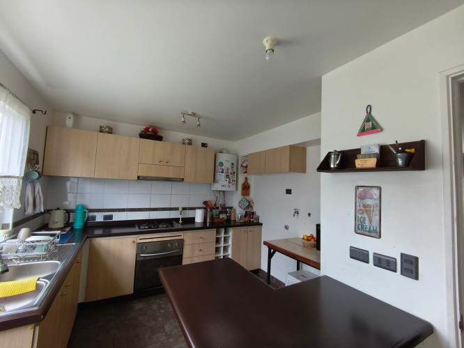 EXCELENTE CASA EN VENTA DOS PISOS