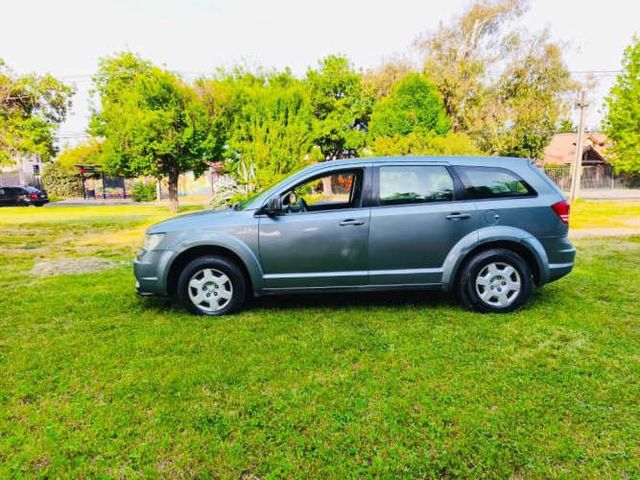 DODGE JOURNEY 2.4 FULL AT 2011 FLAMANTE OCASION