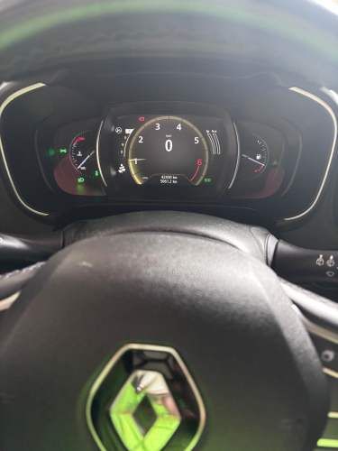 Renault Koleos 2022 2.5 CVT Zen