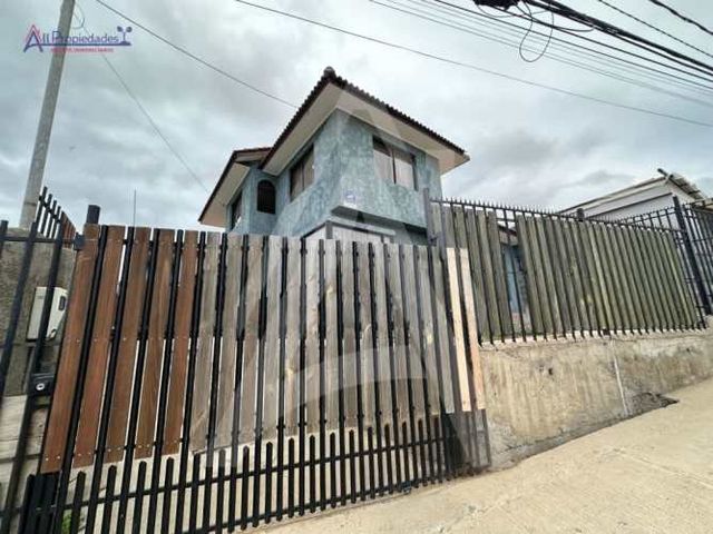 Se vende casa en La Herradura Oriente