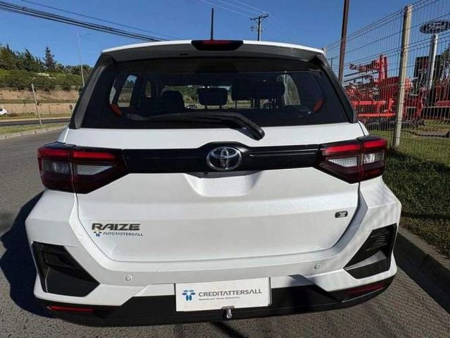 TOYOTA RAIZE 2025