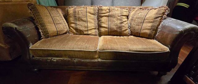 Sofá Ashley de 3 cuerpos para retapizado