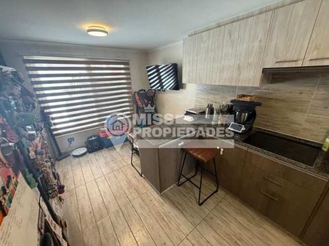 SE VENDE CASA EN SECTOR COSTA LAGUNA