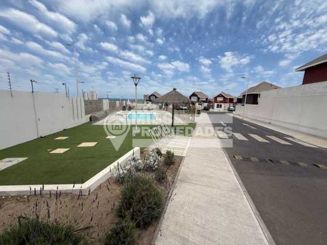 SE VENDE CASA EN SECTOR COSTA LAGUNA