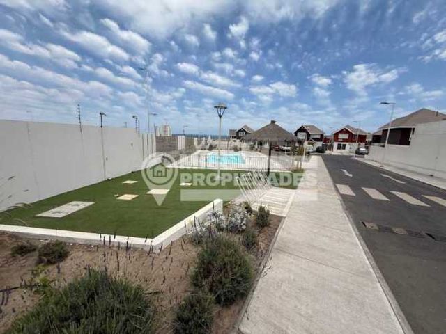 SE VENDE CASA EN SECTOR COSTA LAGUNA