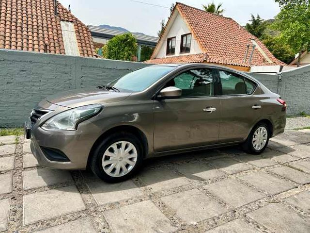NISSAN VERSA SENSE 1.6  2015