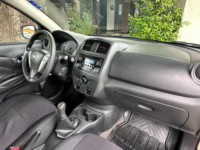 NISSAN VERSA SENSE 1.6  2015