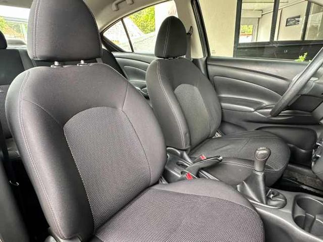 NISSAN VERSA SENSE 1.6  2015