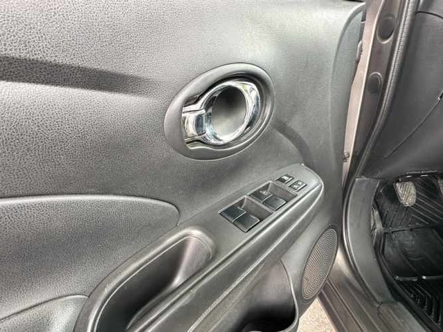 NISSAN VERSA SENSE 1.6  2015