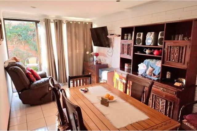 Acogedora casa en condominio cerrado