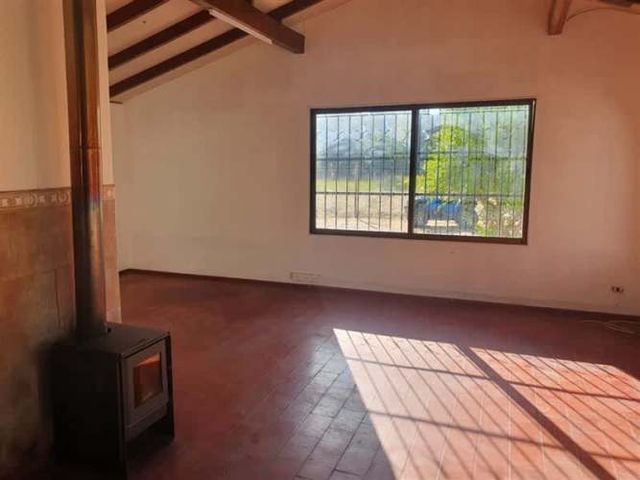 PARCELA -33.775678, -70.896447