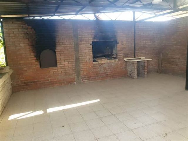 PARCELA -33.775678, -70.896447