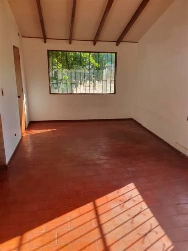 PARCELA -33.775678, -70.896447