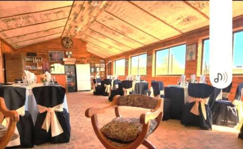 VENDO PARCELA CON CENTRO DE EVENTOS